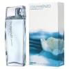 L`eau par от Kenzo. Компания Kenzo parfums создала новый наряд для Kenzo L`eau par. Это голубые и синие линии, символизирующие воду – начало всей жизни. Композиция аромата осталась неизменной. Основные ноты: мандарин, замороженная мята, зеленая сирень, водный жасмин, амариллис, водяная лилия, белый персик, бархатные Зерна Рая редкой разновидности розового перца из Гвинеи, голубой кедр, настойка стручков ванили.